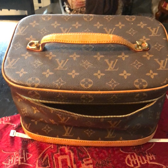 Louis Vuitton Handbags - Louis Vuitton vintage make up case